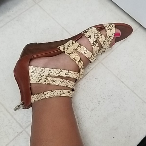 REBECCA MINKOFF strappy sandals - Picture 2 of 8